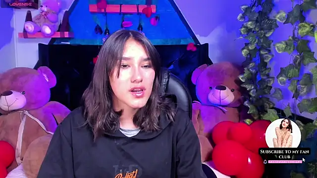  Sophie  miller online show from 20, 2, 2025