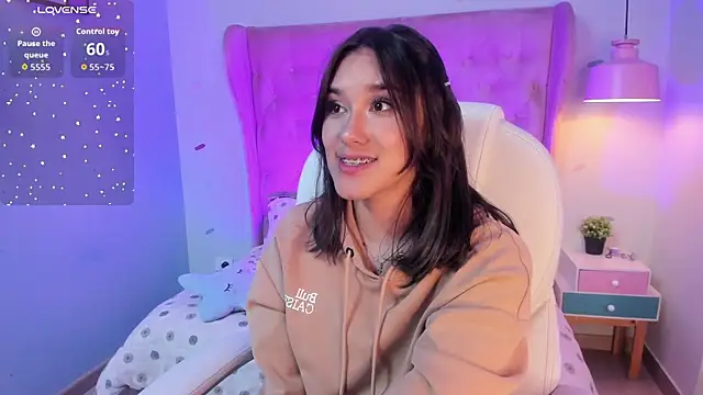  Sophie  miller online show from 27, 9, 2025