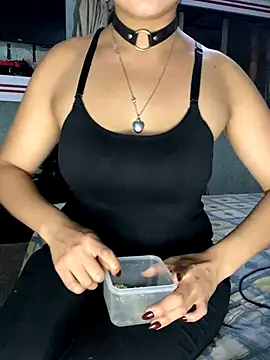 Effyvice13 online show from 27, 9, 2025