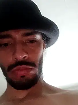 Snapshot of Donstark6669 chatting on 10, 9, 2025 Donstark6669 online show from 10, 9, 2025