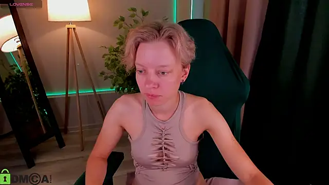 Michelle Blond online show from 31, 7, 2026