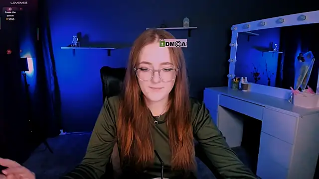 luna berryy online show from 11, 3, 2025