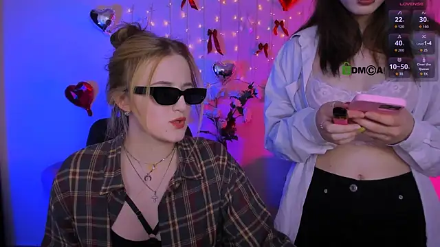 luna berryy online show from 18, 4, 2026