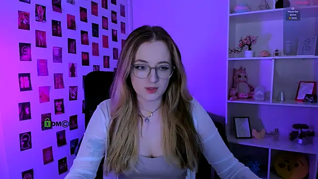 luna berryy online show from 18, 7, 2026