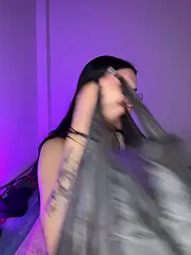 Cassie-millers online show from 3, 2, 2025