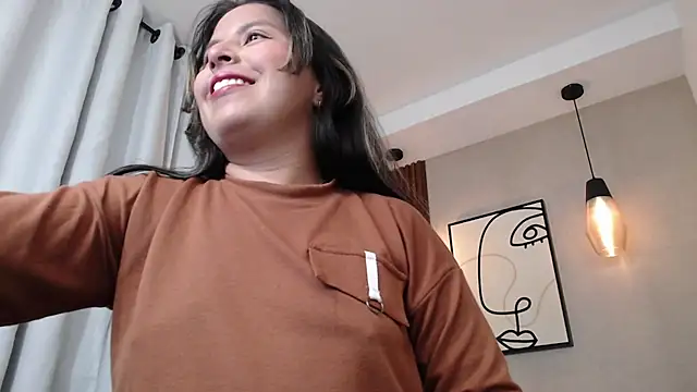 Sharlotte Milk online show from 6, 10, 2025