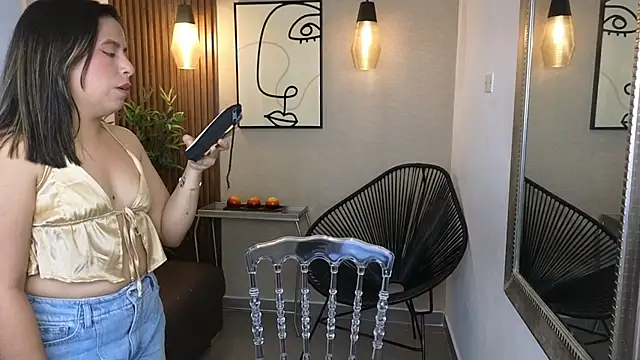 Sharlotte Milk online show from 10, 11, 2025