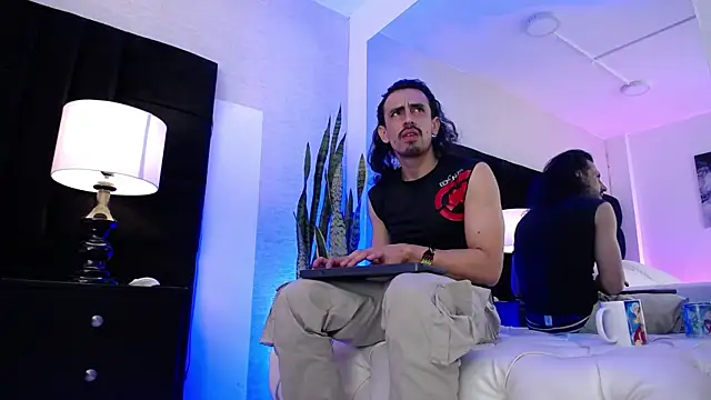 Sr Magnus  online show from 21, 2, 2025