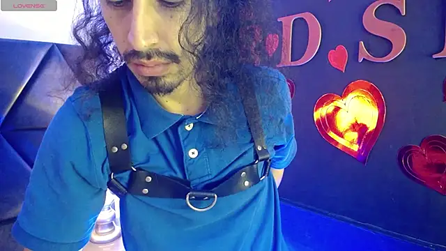 Sr Magnus  online show from 28, 2, 2025