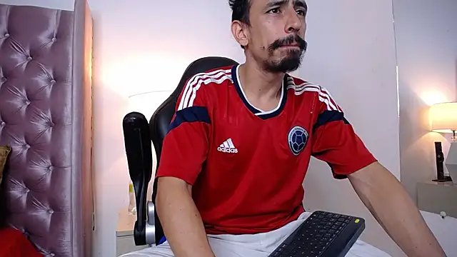 Sr Magnus  online show from 29, 9, 2025