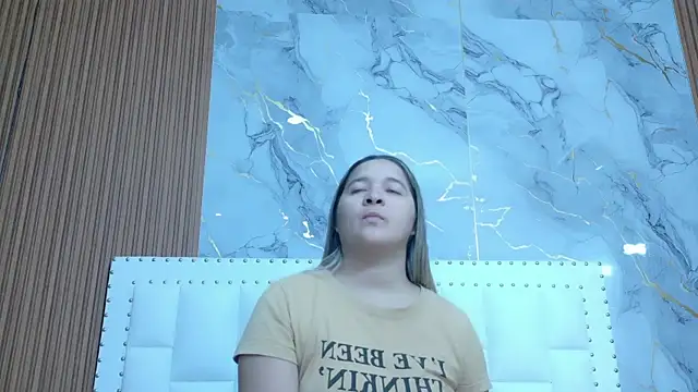 collegepawglovedaddy online show from 18, 1, 2026