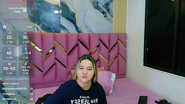 Snapshot of collegepawglovedaddy chatting on 8, 6, 2026 collegepawglovedaddy online show from 8, 6, 2026