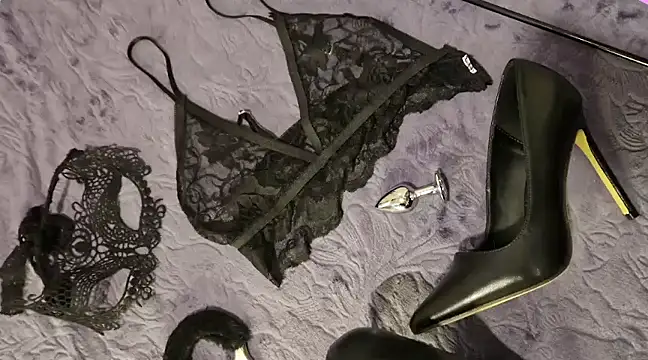 culbutemoi4 online show from 10, 3, 2025