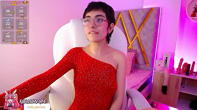 Molly Gremory  online show from 2, 12, 2024