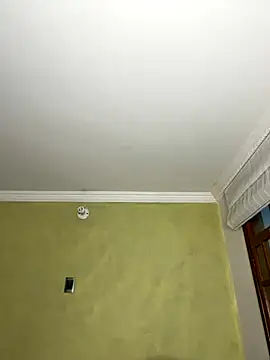 aurora divine online show from 18, 9, 2025