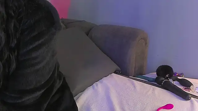 maddy walker online show from 15, 1, 2025