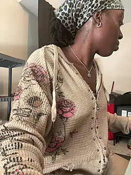 choclatepeaach online show from 7, 4, 2026