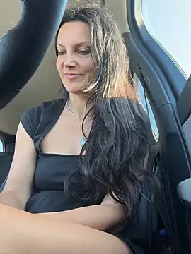 -OLYA- online show from 21, 4, 2026