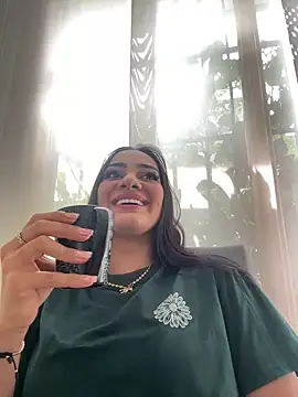 mallie quinn online show from 12, 12, 2024