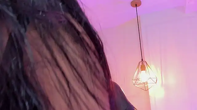 mallie quinn online show from 22, 2, 2025