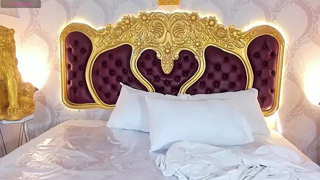 KendralHolson online show from 10, 2, 2026