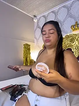 KendralHolson online show from 2, 4, 2026