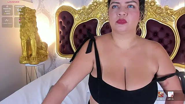 KendralHolson online show from 23, 4, 2026