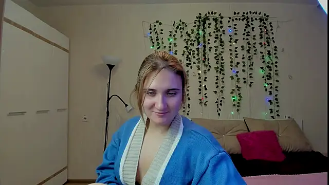 Miss Elsa  online show from 14, 10, 2025