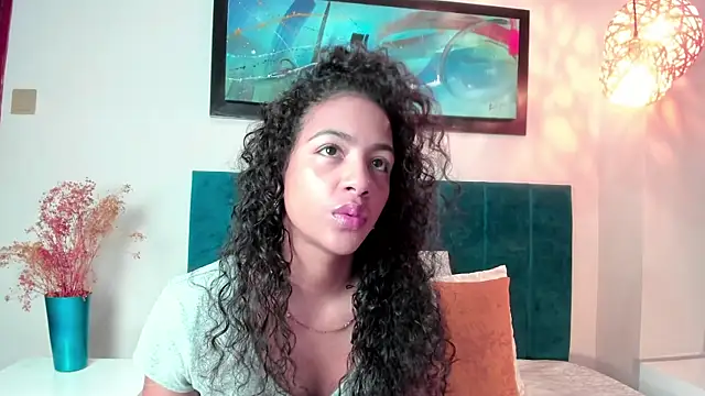 AntonellaHall  online show from 13, 1, 2026