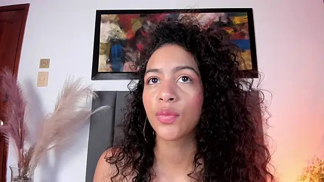 AntonellaHall  online show from 23, 4, 2026