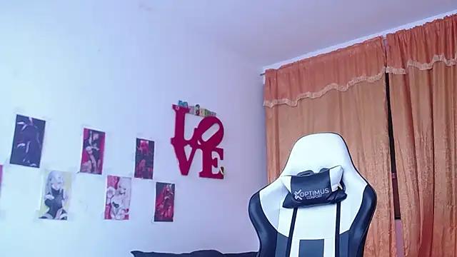 gigiqueen 18 online show from 2, 10, 2025