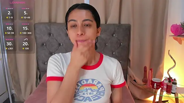 Alyssa jones online show from 5, 3, 2026