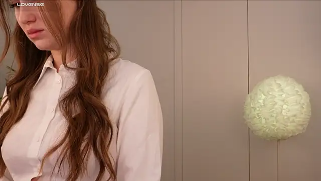 Snapshot of Lilly_Colins chatting on 30, 1, 2025 Lilly Colins online show from 30, 1, 2025