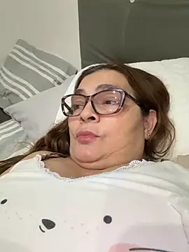 AntonellaAlondra4 online show from 25, 11, 2025