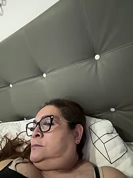 Snapshot of AntonellaAlondra4 chatting on 30, 5, 2026 AntonellaAlondra4 online show from 30, 5, 2026