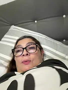 Snapshot of AntonellaAlondra4 chatting on 11, 6, 2026 AntonellaAlondra4 online show from 11, 6, 2026
