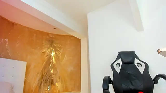 APRILL FOXX online show from 26, 1, 2025