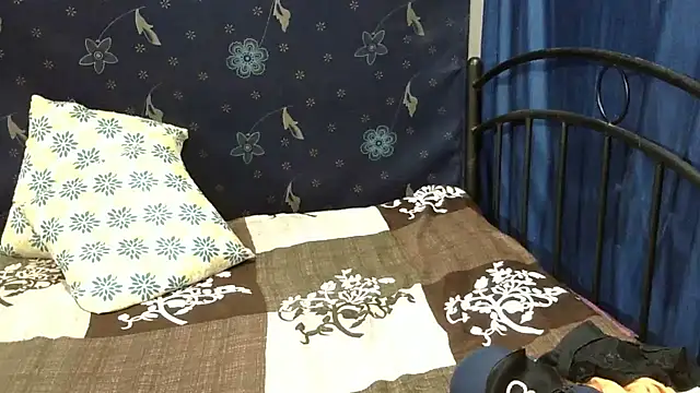 Snapshot of Pramila_Manish chatting on 18, 6, 2026 Pramila Manish online show from 18, 6, 2026