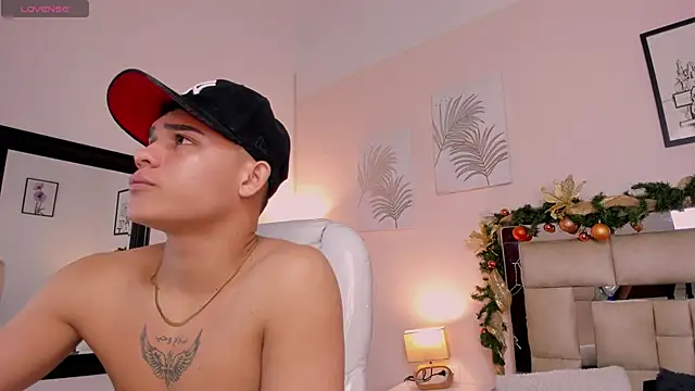 saraandstiven online show from 27, 12, 2024