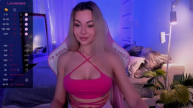 AdeleRoberts online show from 23, 4, 2026