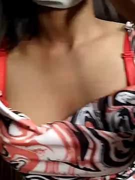 Snapshot of its_sophiaa chatting on 1, 2, 2025 its sophiaa online show from 1, 2, 2025