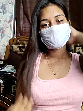 Snapshot of its_sophiaa chatting on 8, 2, 2025 its sophiaa online show from 8, 2, 2025