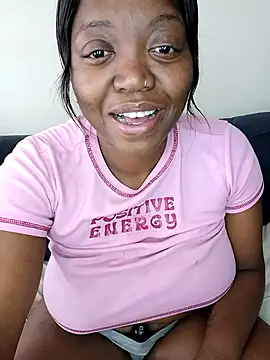 Snapshot of slimcate91 chatting on 11, 10, 2025 slimcate91 online show from 11, 10, 2025