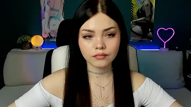 AkiraKatsu online show from 1, 2, 2025