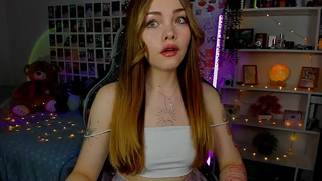 AkiraKatsu online show from 24, 9, 2025