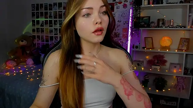 AkiraKatsu online show from 13, 10, 2025