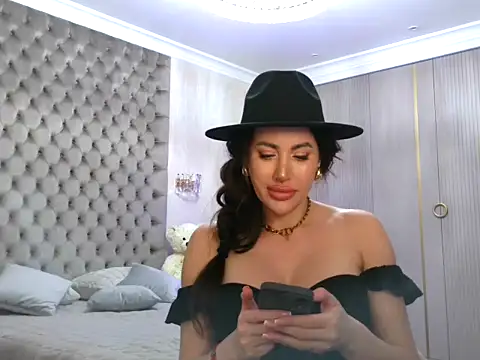 TianaPosh online show from 22, 3, 2025