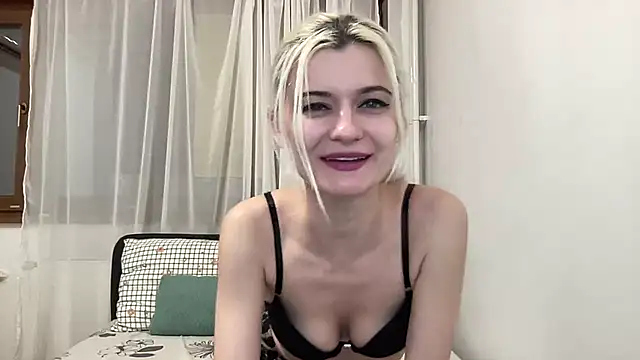 Onika Love online show from 25, 4, 2026