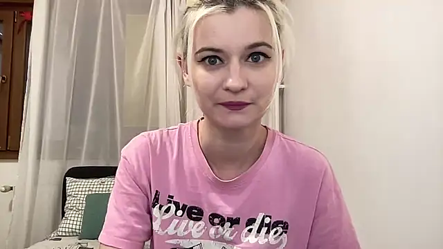 Onika Love online show from 27, 4, 2026