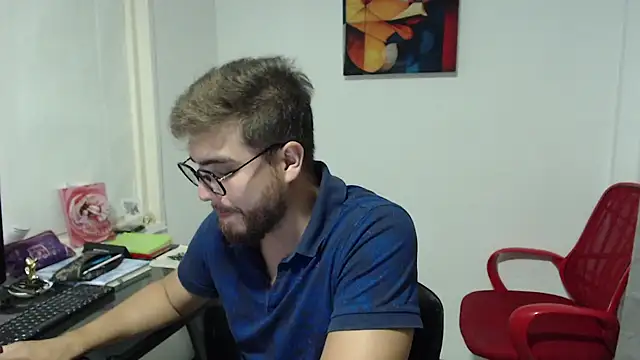 Snapshot of Dylanwish chatting on 28, 1, 2025 Dylanwish online show from 28, 1, 2025